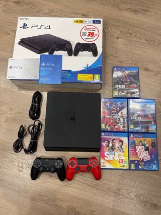 PS4 Slim 1TB Negra + 5 Juegos