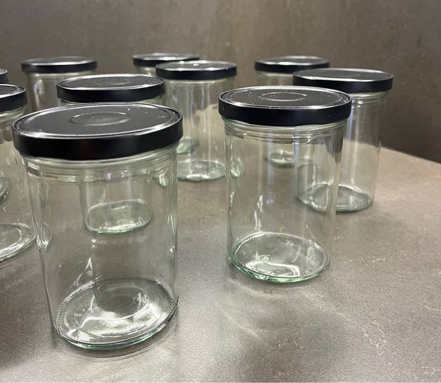 Lotto di 10 barattoli multiuso con coperchio nero