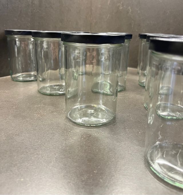 Lotto di 10 barattoli multiuso con coperchio nero