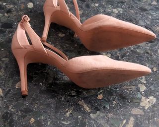 Tacones Stradivarius Punta Rosa Talla 37