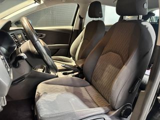 SEAT Nuevo León 1.6 TDI 110cv St&Sp Reference