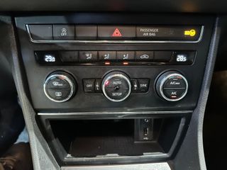 SEAT Nuevo León 1.6 TDI 110cv St&Sp Reference