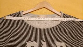 Sudadera Dolores Promesas rayas