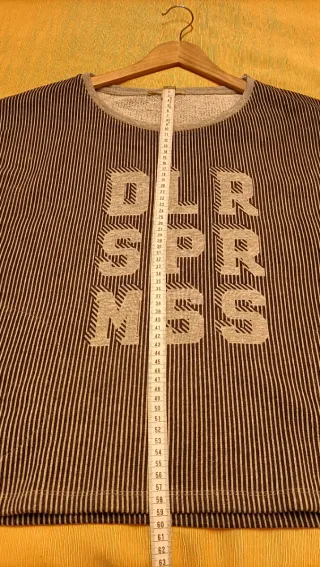 Sudadera Dolores Promesas rayas