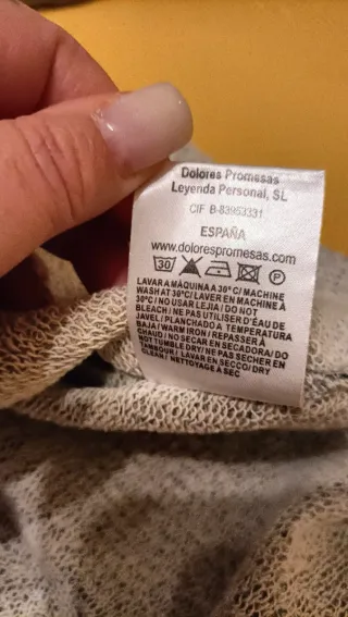 Sudadera Dolores Promesas rayas