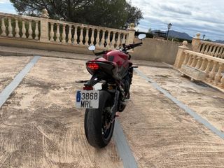 TRIUMPH Street Triple 765 RS Roja/Negra