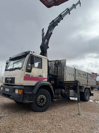 Man 18.264 Basculante con grúa HIAB