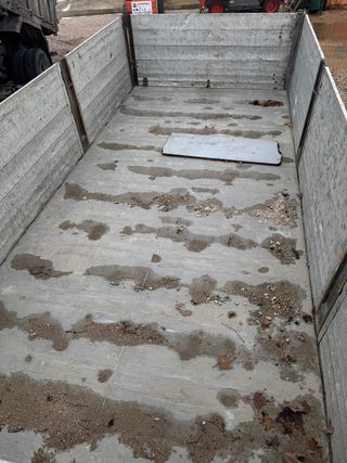 Man 18.264 Basculante con grúa HIAB