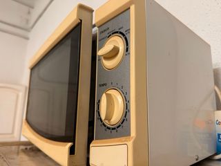 Microondas Rommer Beige