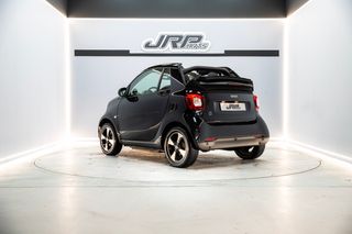 SMART fortwo 60kW81CV EQ cabrio