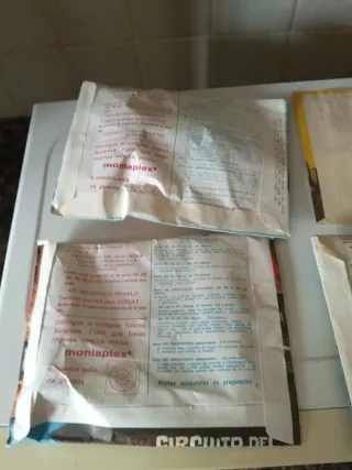 Lote 4 sobres MontaPlex