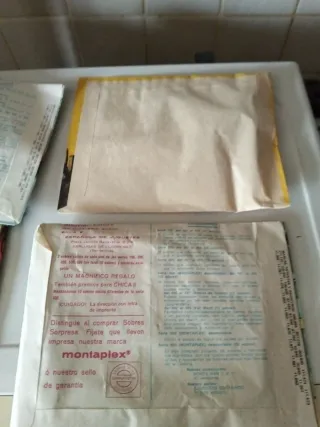 Lote 4 sobres MontaPlex