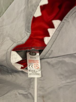 Disfraz Tiburón 8-11 años