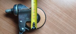 4 Ruedas Giratorias Madera Haya 70mm con Freno