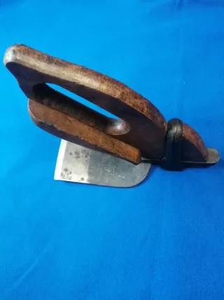 Azuela antigua de carpintero