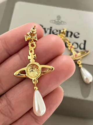 Pendientes Vivienne Westwood Orb Perla