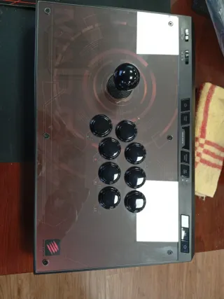 Mad Catz EGO Arcade Stick