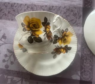Taza de porcelana inglesa con rosas