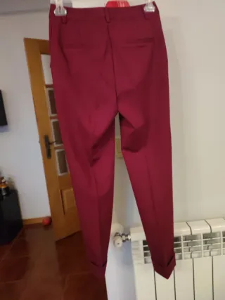 Calças Motivi novas