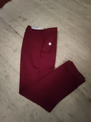 Calças Motivi novas