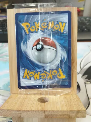 Cartas Zacian V y más Celebrations 25 Aniversario.