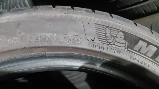 Neumático 225/45/17