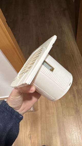 Extractor de baño blanco