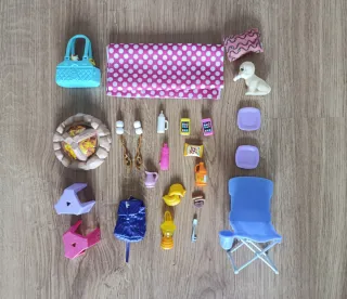 Barbie Acampada