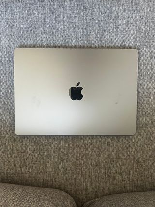 MacBook Pro 14” M2 Pro 32 GB RAM