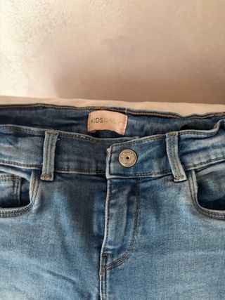 2 paia jeans bambina 6-7 anni Only e Pepco