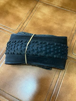 Cubierta Specialized Ground Control grid 29x2.10