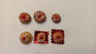 Dolci di Pasqua in miniatura decorati