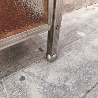 Mesita Noche Francesa Antigua metal Vidrio