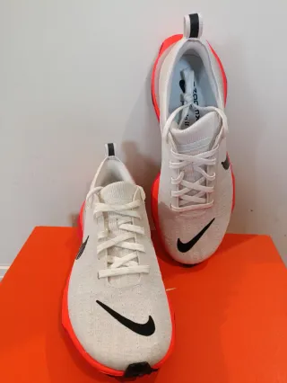 Nike Invincible Run 3