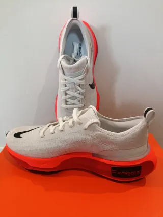 Nike Invincible Run 3