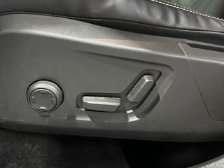 Volvo XC40 1.5 T5 Twin Recharge Plus Dark Auto