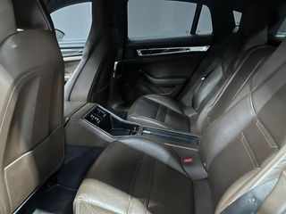 Porsche Panamera 4S Diesel