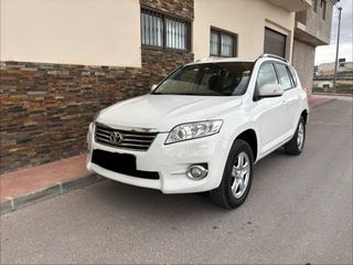 Toyota RAV4 2010
