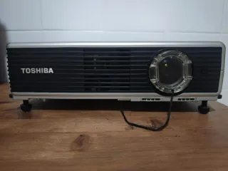 Proyector Toshiba TLP-X100