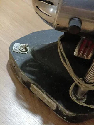 Máquina para reparar medias años 50