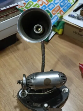 Máquina para reparar medias años 50