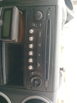 Radio Peugeot Partner Tepee