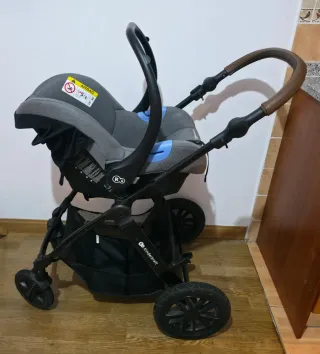 Carrito Kinderkraft 3 en 1 con sombrilla