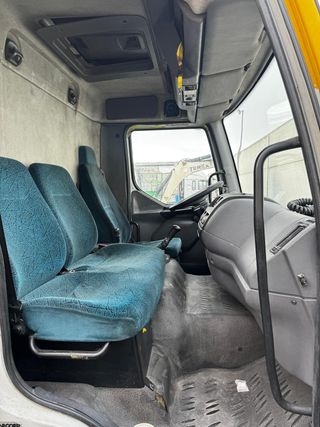 Camión DAF 45.220 Caja Cerrada