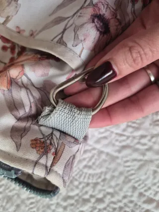 Bolsa organizadora floral para carrito de bebé