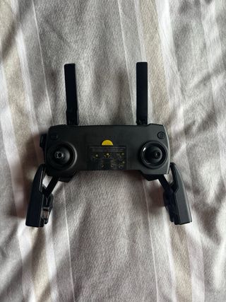 Dron DJI Mini SE con paquete fly more