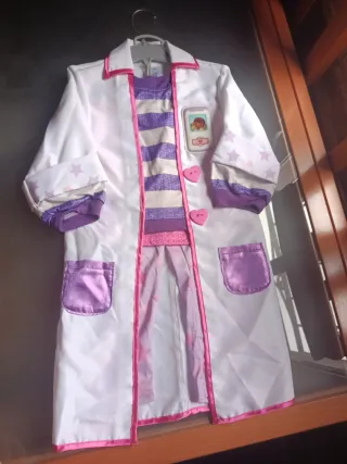 Disfraz Doctora Juguetes T4 (104cm) Disney