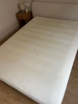 Cama de 135x190 Colchon viscoelástico y somier