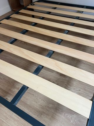 Cama de 135x190 Colchon viscoelástico y somier