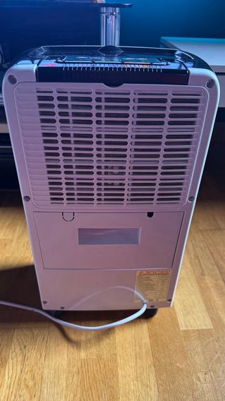 Deshumidificador Portátil Jocel, muy poco uso.